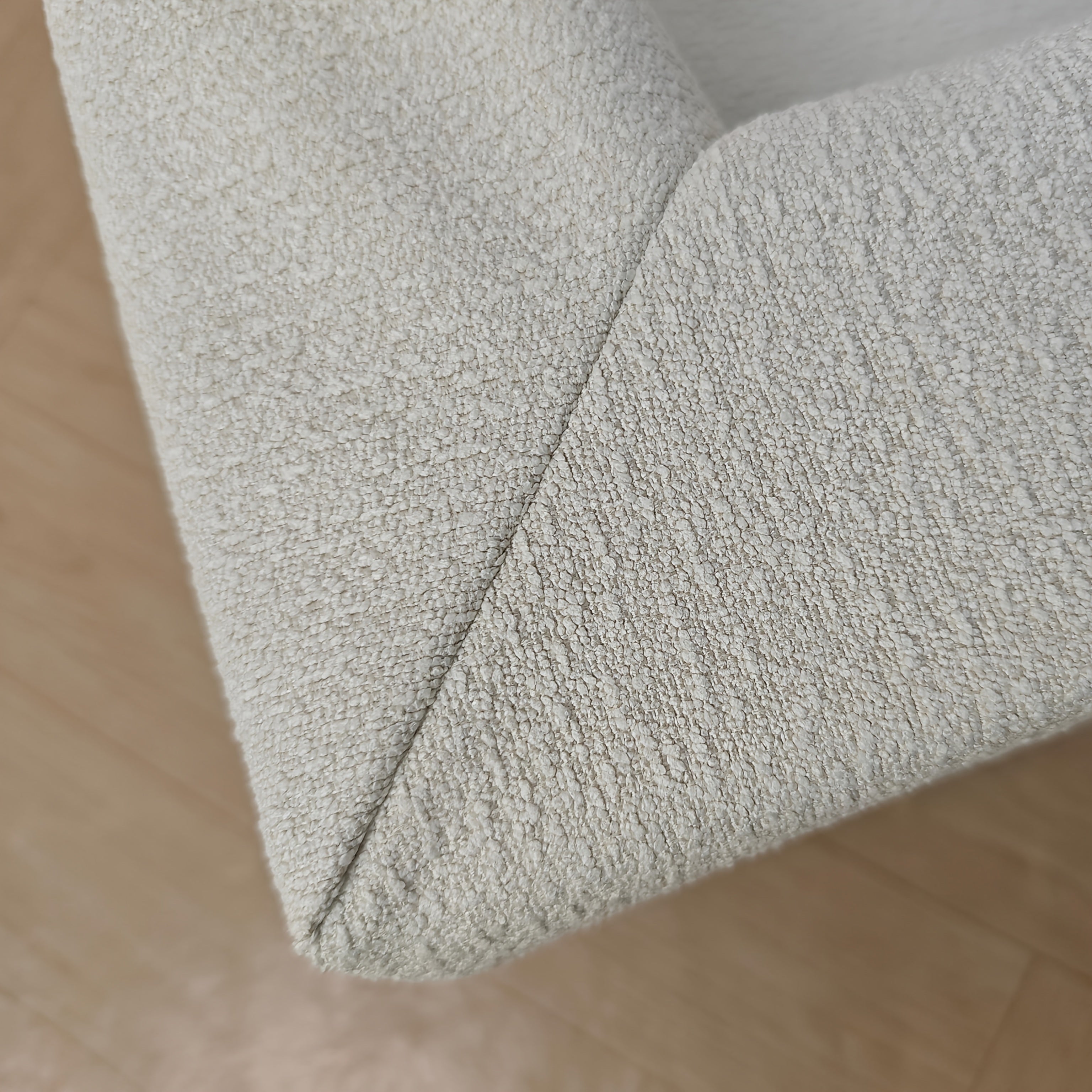 Luxury Style Dog Bed Pet Nest Pet Sofa Furniture, Without Pillows and Nest Cushion, Removable Plush Dog Bed Warm and Removable Washable, Suitable for Cats, Small Dogs, Toy Dogs, Small Pets, Four Seasons Us